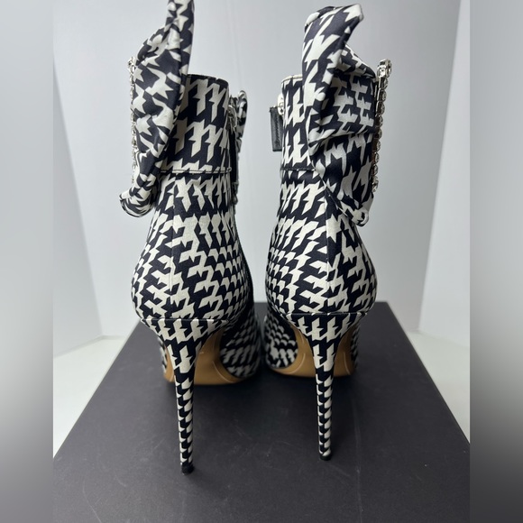 Alexandre Vauthier Yasmin Satin Buckle Plaid Houndstooth Booties Heels 38/ 8 - Picture 4 of 12